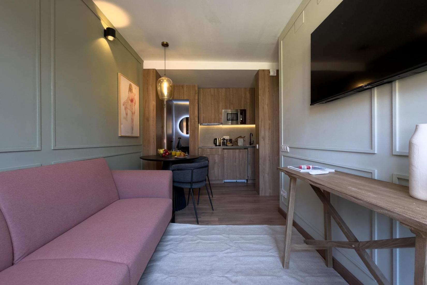 Oasis Suites Near Picasso Museum Barcelona Exterior photo