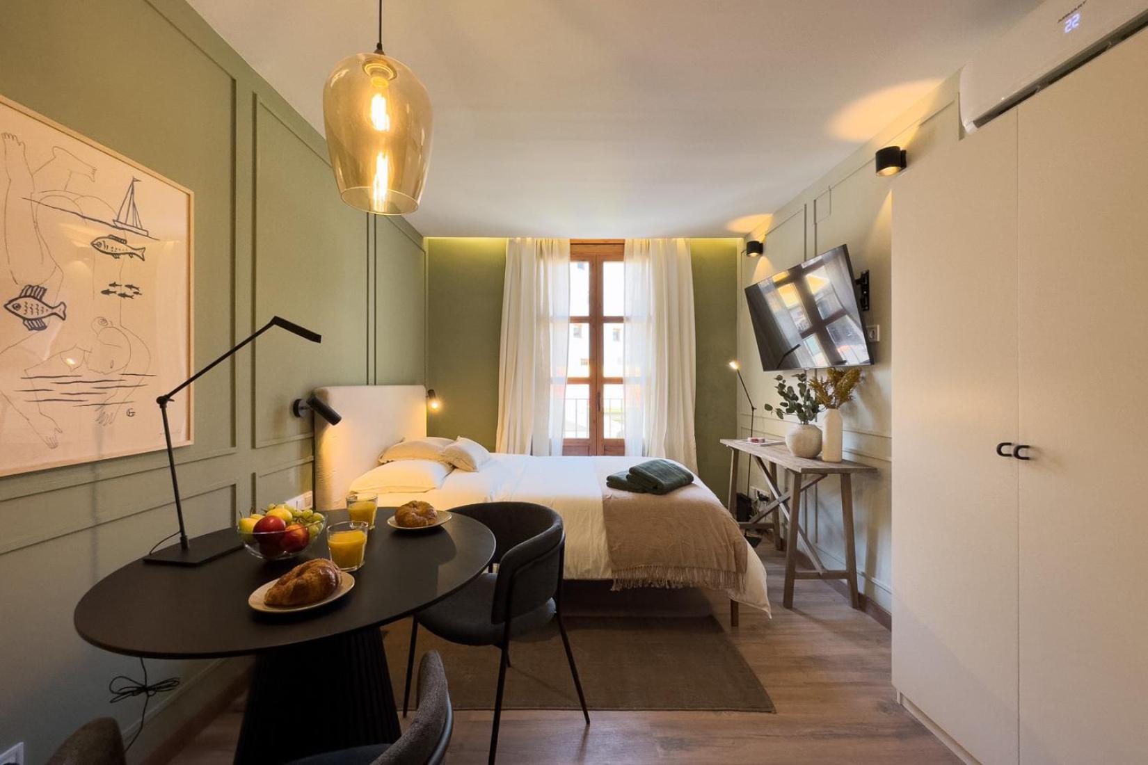 Oasis Suites Near Picasso Museum Barcelona Exterior photo